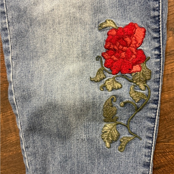 Vintage America Light Blue Jeans with Red Floral Embroidery - Picture 10 of 15